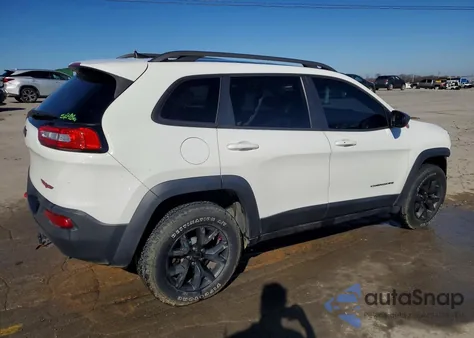 2016 Jeep Cherokee Trailhawk z USA, uszkodzony, nr VIN 1C4PJMBS8GW211603